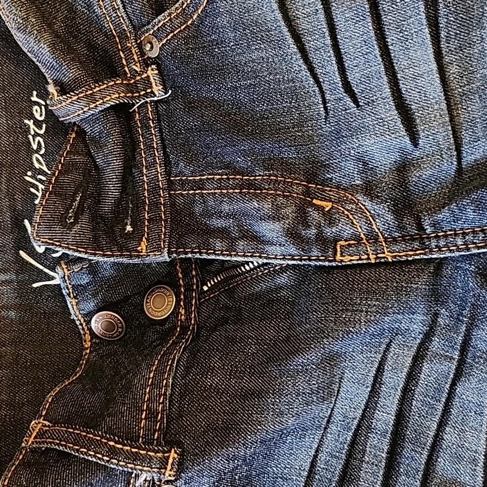 VS hipster cropped Jean's size 6